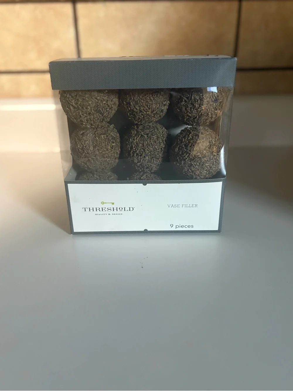 Threshold Vase Filler